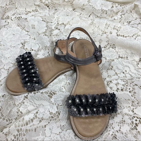 Comfort By Alexis Bendel Sandals - Picture 1 of 7